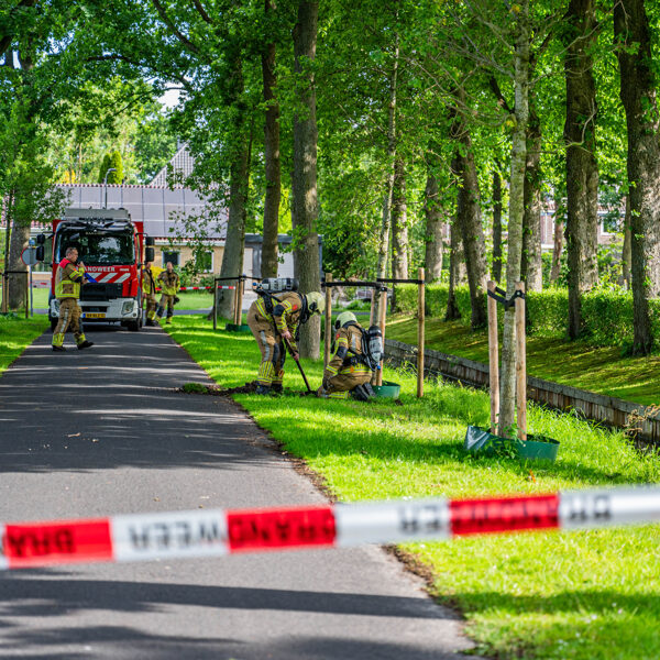 P 1 BNN-05 Ongeval gev. stof (Gaslekkage) (buiten) Adje Lambertszlaan Kollum 024431 027293