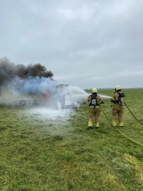 Brand landbouwvoertuig Kollumerpomp 10-5-2024