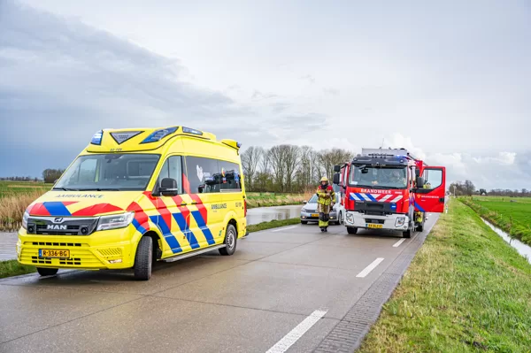 Voertuig te water N910 - Trekwei Driezum